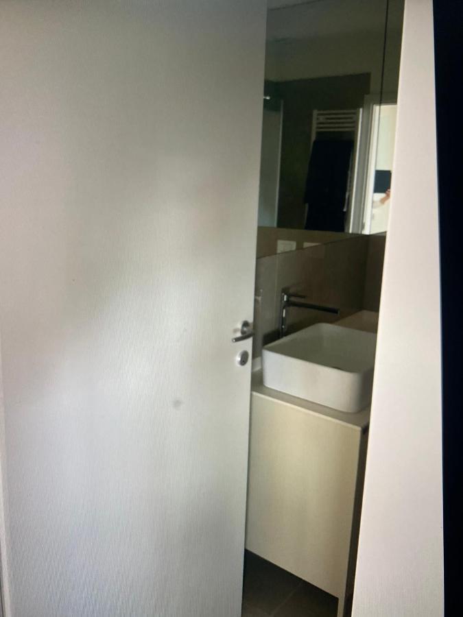 Milano: Incantevole Appartamento In Pieno Centro - Fancy Yellow Apartments Exteriör bild