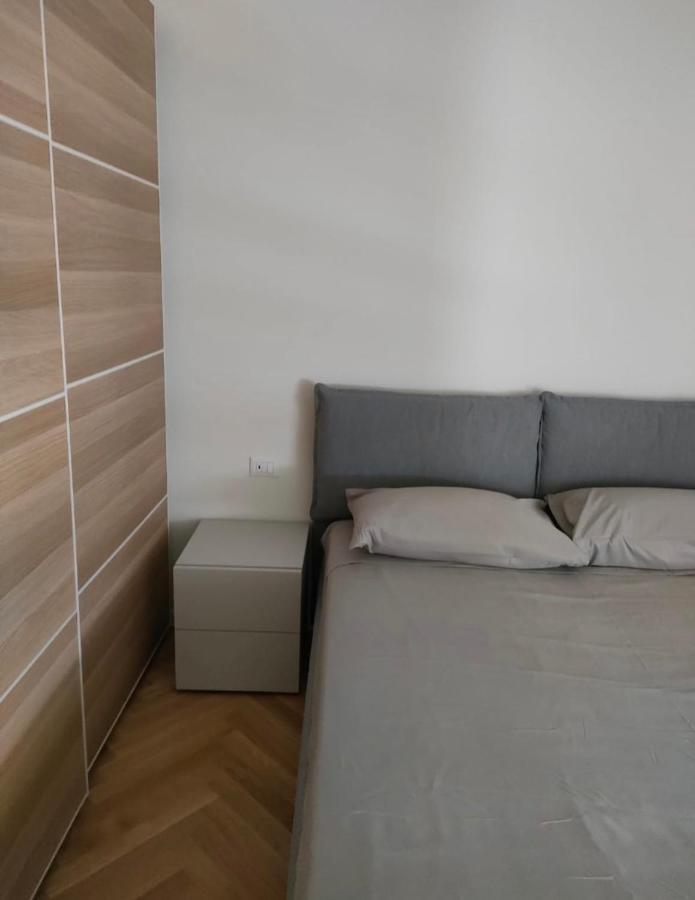 Milano: Incantevole Appartamento In Pieno Centro - Fancy Yellow Apartments Exteriör bild