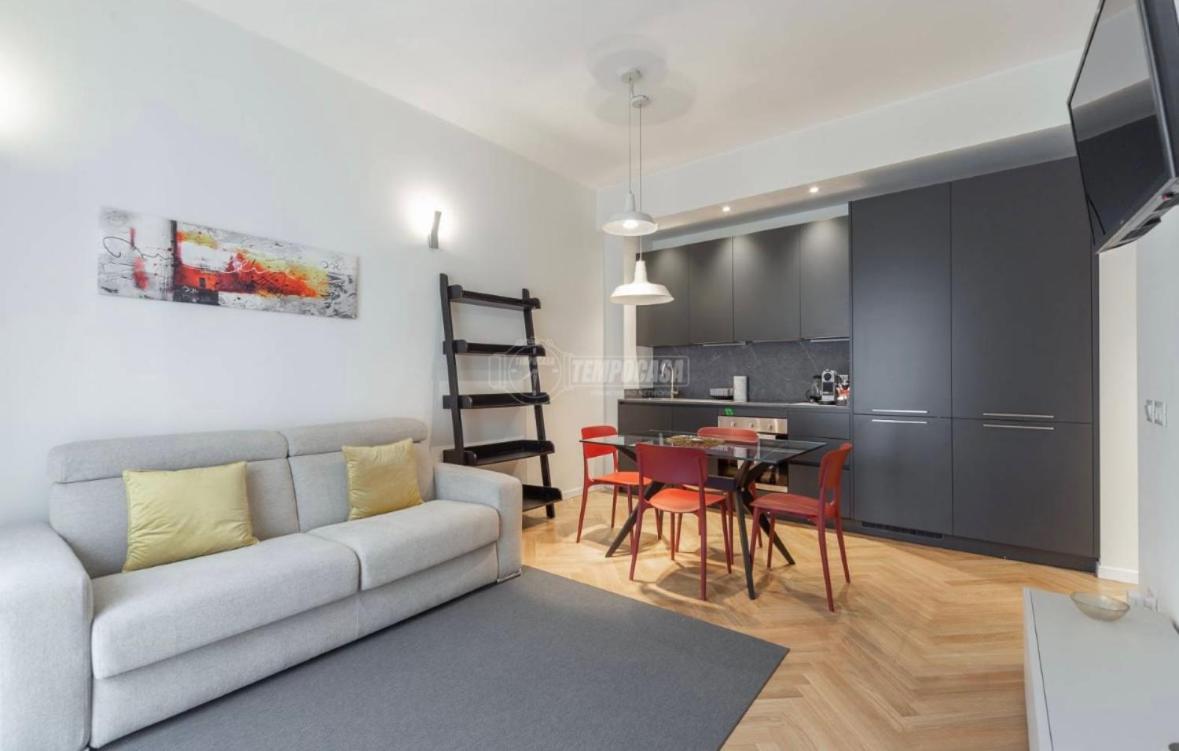 Milano: Incantevole Appartamento In Pieno Centro - Fancy Yellow Apartments Exteriör bild