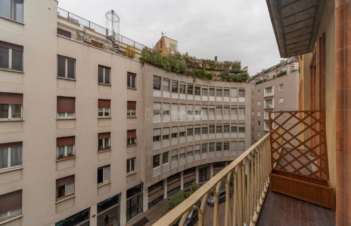 Milano: Incantevole Appartamento In Pieno Centro - Fancy Yellow Apartments Exteriör bild