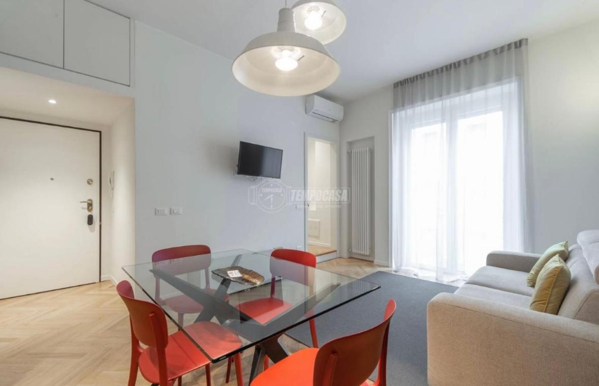 Milano: Incantevole Appartamento In Pieno Centro - Fancy Yellow Apartments Exteriör bild